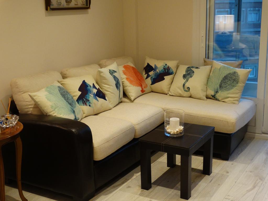 La Casa Del Marino Apartment Aviles Bilik gambar