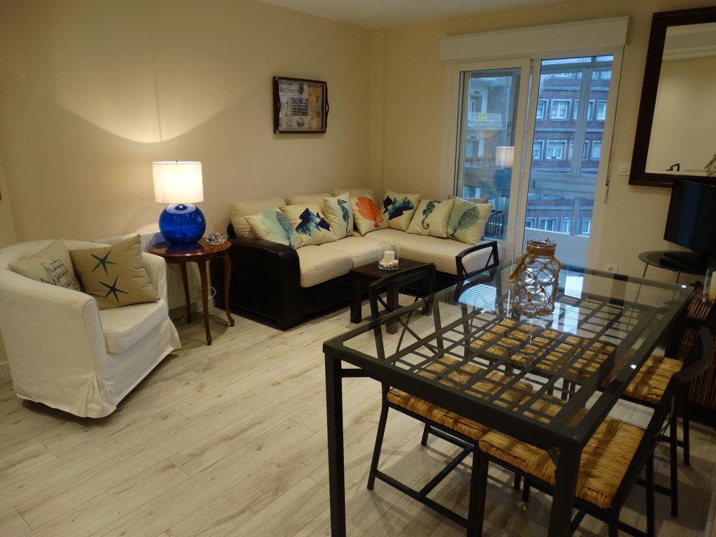 La Casa Del Marino Apartment Aviles Bilik gambar